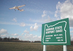 Aurora State AIrport KUAO